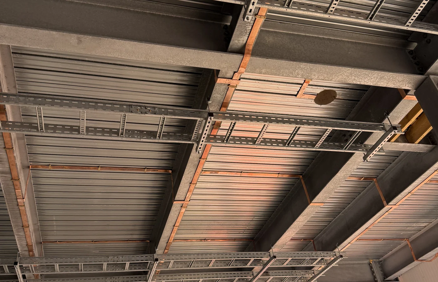 Internal copper earthing installation