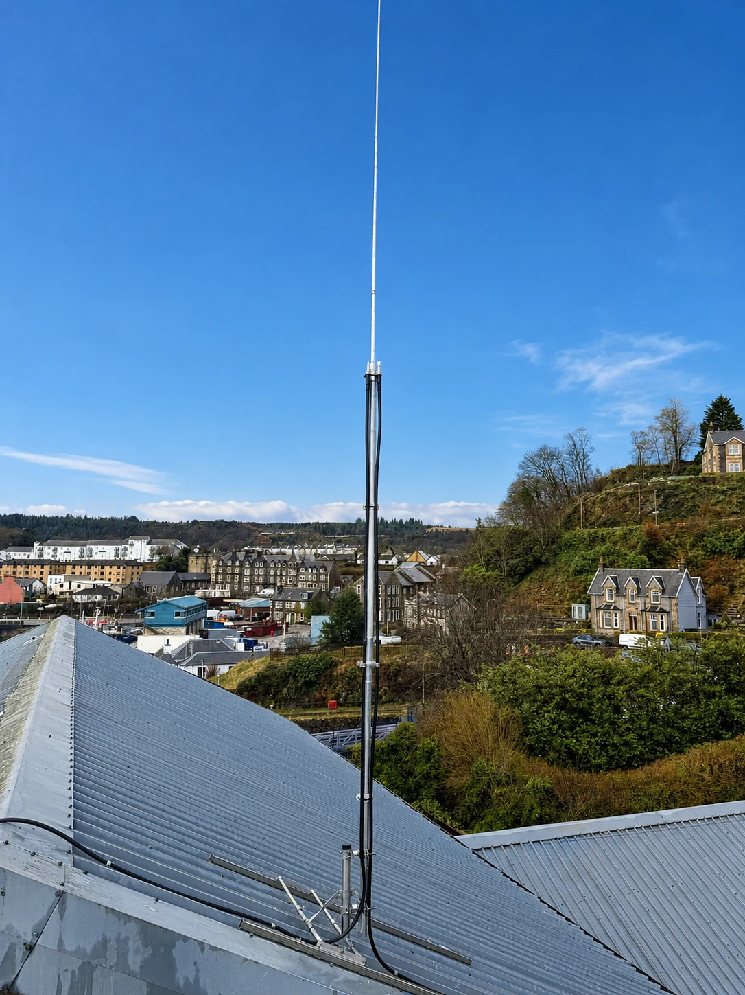 HVI isolated lightning protection system installed on a commercial roof